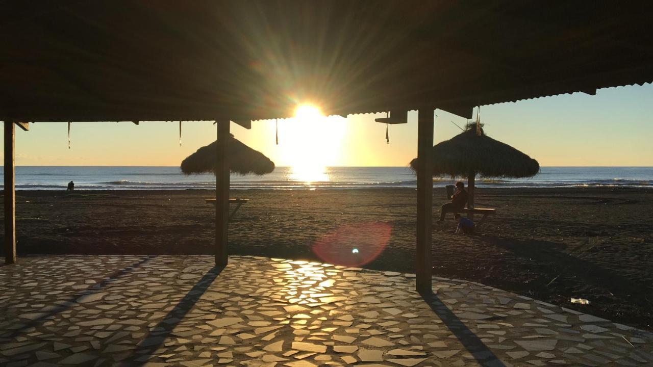 فندق بريميوم يوريكي المظهر الخارجي الصورة